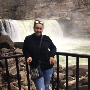 Meet your Posher, Joy